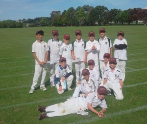 Burgundy team that featured BCCC Players: Jason Kay (back row, first left), Harry Carter (back row, third from right) and Spike Ruffell (seated second right).