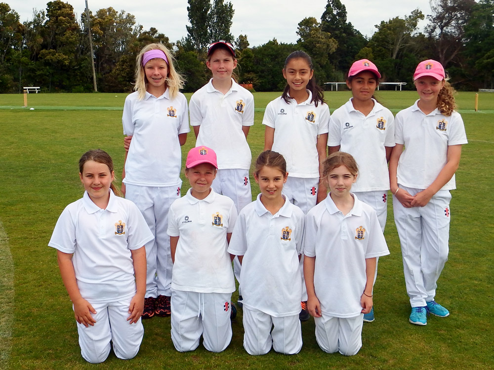 Molly, Jasmin, Amber, Leyla, Brooke. Front: Claudia, Rose, Annabel, Rebecca.